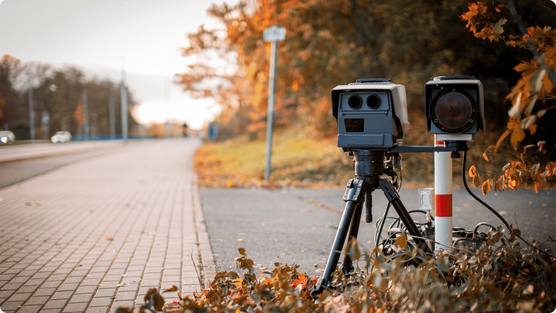 Speed tracking radar