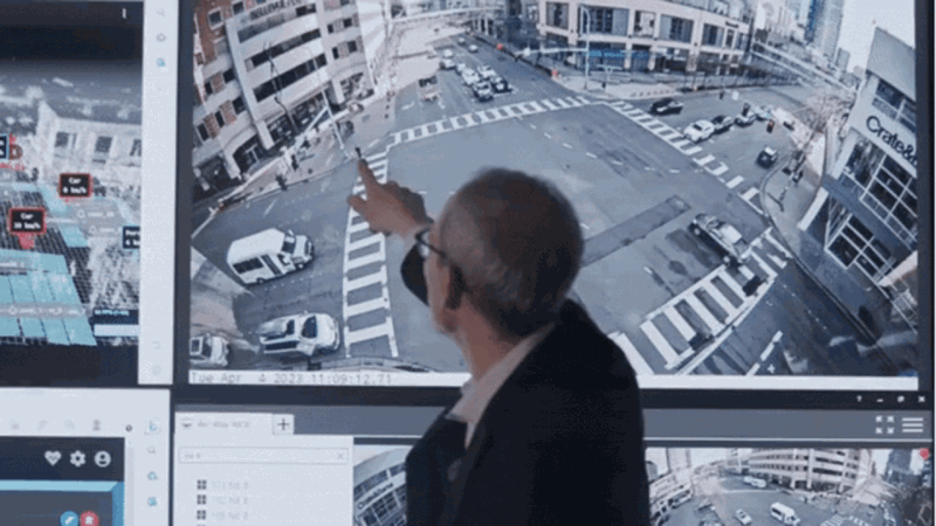 Busy traffic intersection ready for Lidar technology